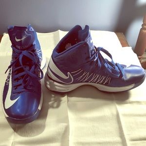 Nike Women’s Hyperdunk Shoes